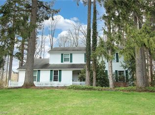 110 Southwyck Dr, Chagrin Falls, OH 44022