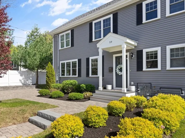 59 Neillian Way #59, Bedford, MA 01730