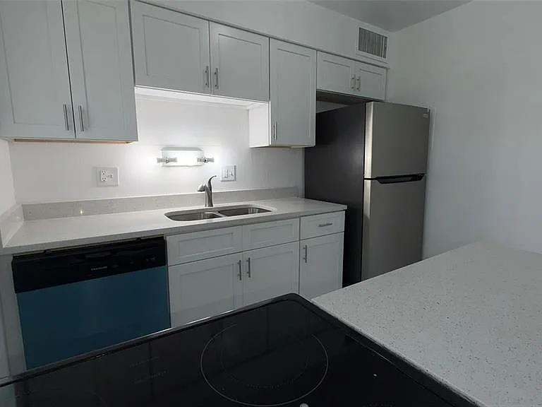 5325 Curry Ford Rd #D206 — Photo 7