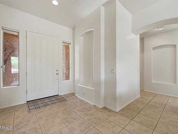 5th image of 22393 N 76th Pl