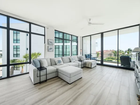 225 Strand Dr, Melbourne Beach, FL