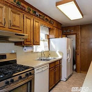 4th image of 91 Haven Ave