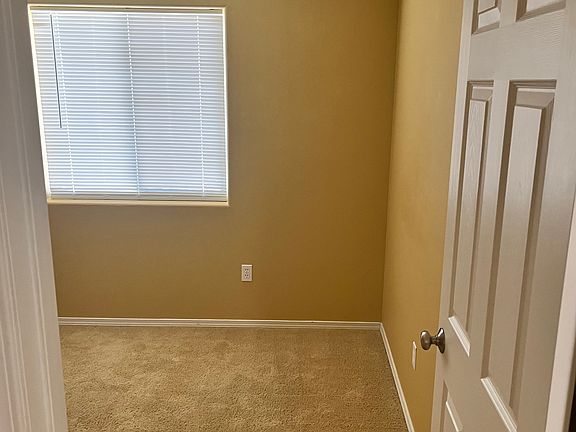 4th image of 530 N Mississippi Dr