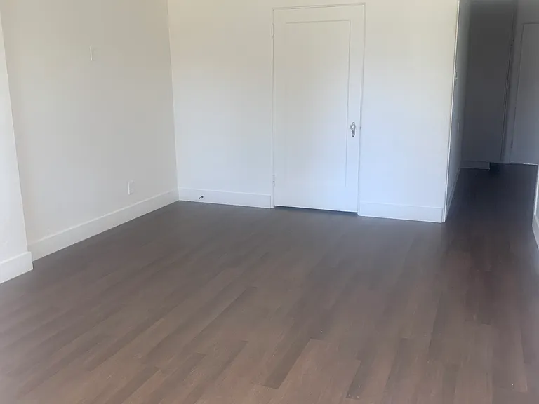 1219 East St #1219 — Photo 3