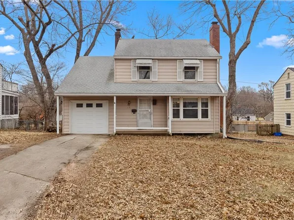 8111 Ward Parkway Plz, Kansas City, MO 64114