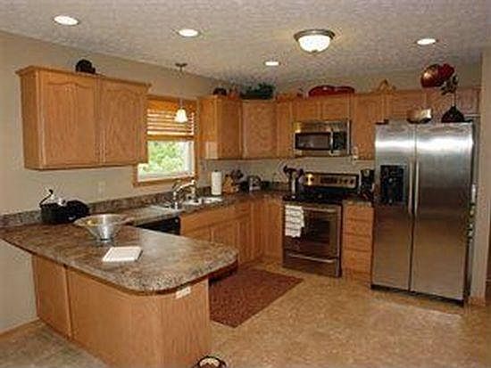 2nd image of 632 Bryden Ln