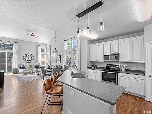 3rd image of 1002 Halfmoon Drive