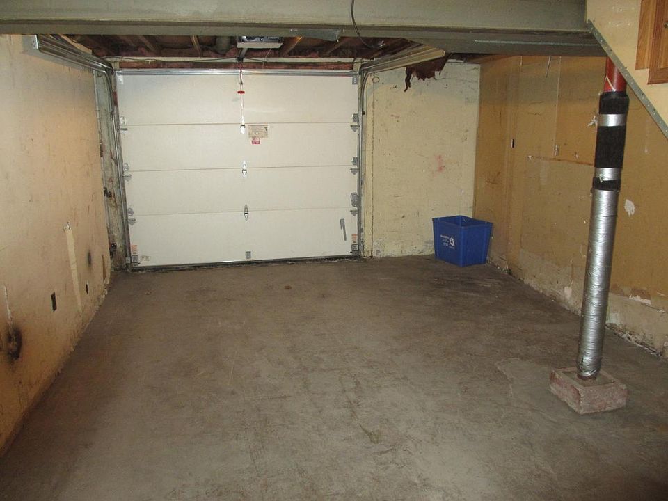 single car oversized garage