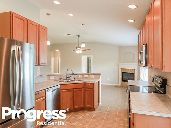 5th image of 2652 Oak Haven Dr