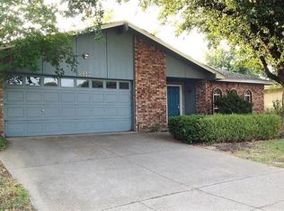 2617 Crestmoor Ct, Arlington, TX 76016