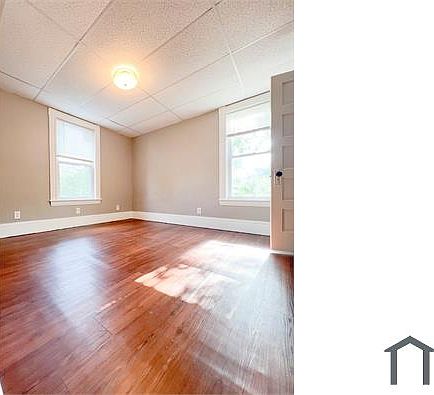 2nd image of 22 Blossom St #C