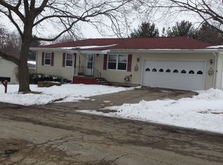 925 6th St, Fennimore, WI 53809