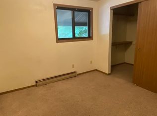 821 Cormier Rd #12, Green Bay, WI 54304