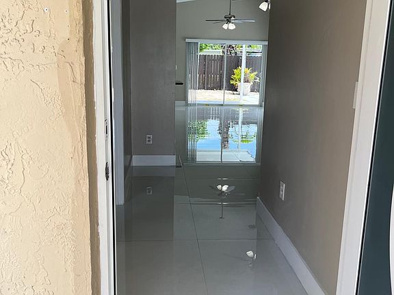 3rd image of 11424 SW 185th Ter
