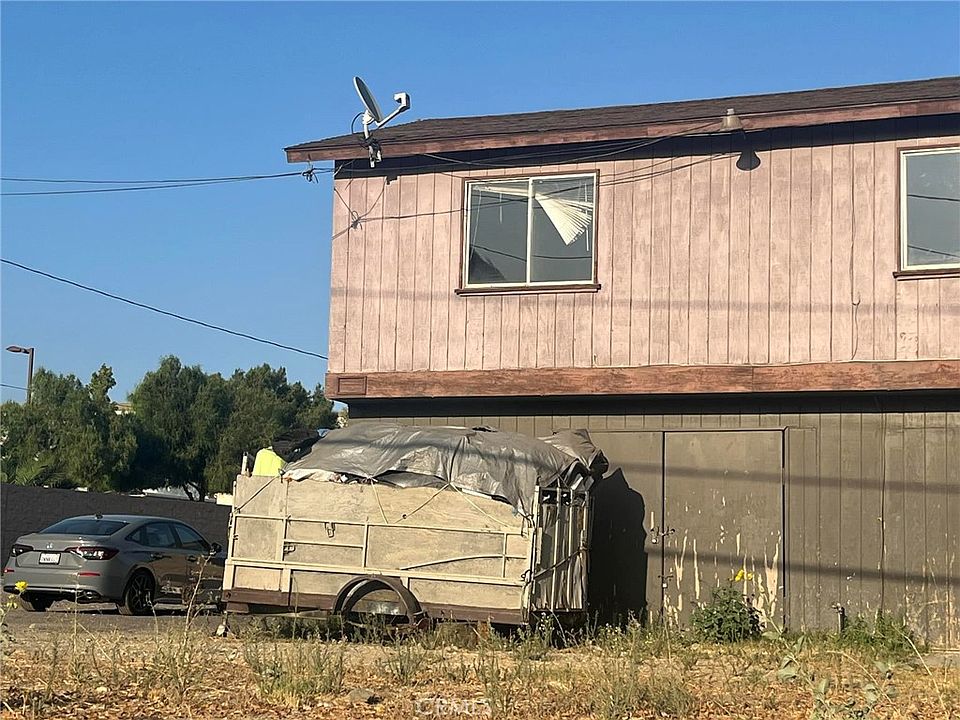 1st image of 8161 Banana Ave