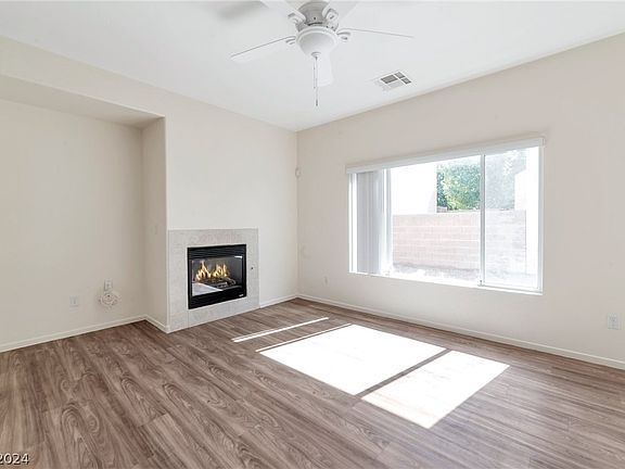 2nd image of 1244 Appaloosa Hills Ave