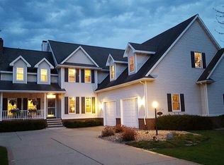 843 Swan Rd, De Pere, WI 54115