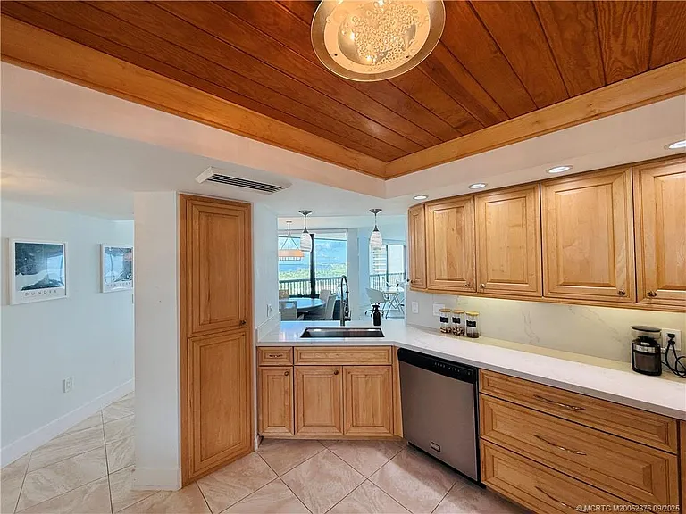 8800 S Ocean Dr #1201 — Photo 9