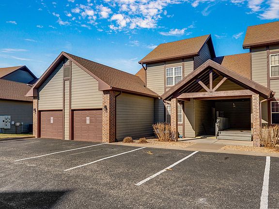 2nd image of 15 Birdie Lane #3