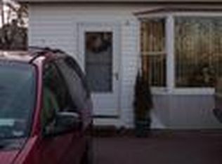 865 Throggs Neck Expy, Bronx, NY 10465