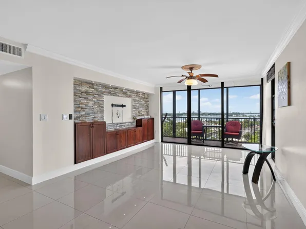 2500 NE 135TH Street #C1011, North Miami, FL 33181