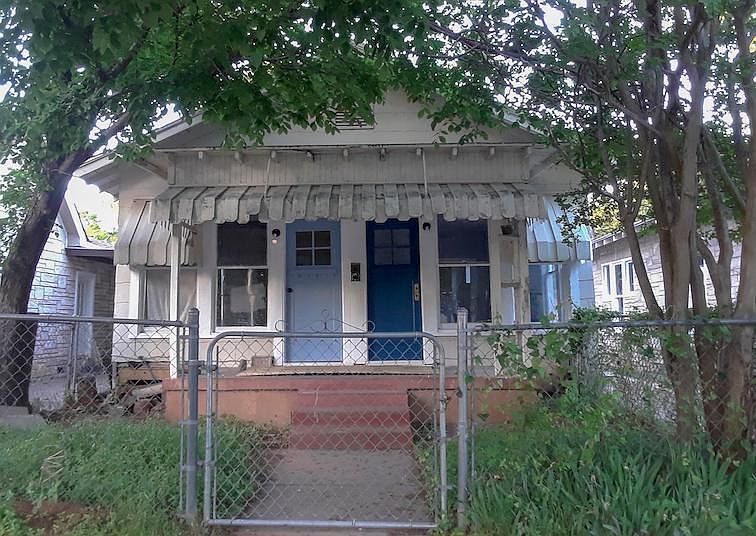 1st image of 1326 Lincoln Ave