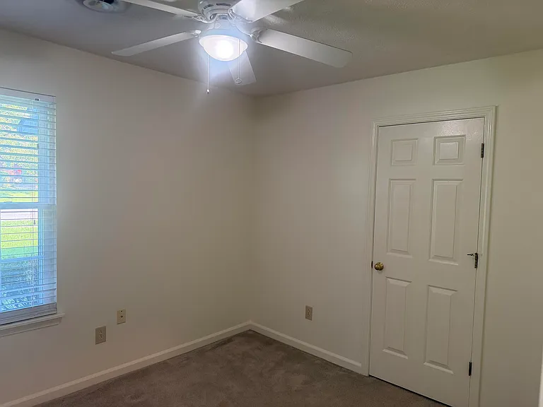 837 Ridgebrook Rd — Photo 14