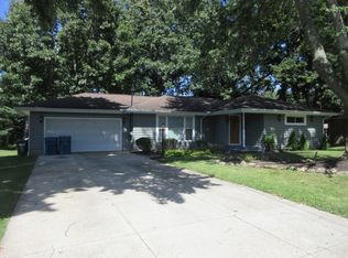 103 Moore Rd, Akron, OH 44319
