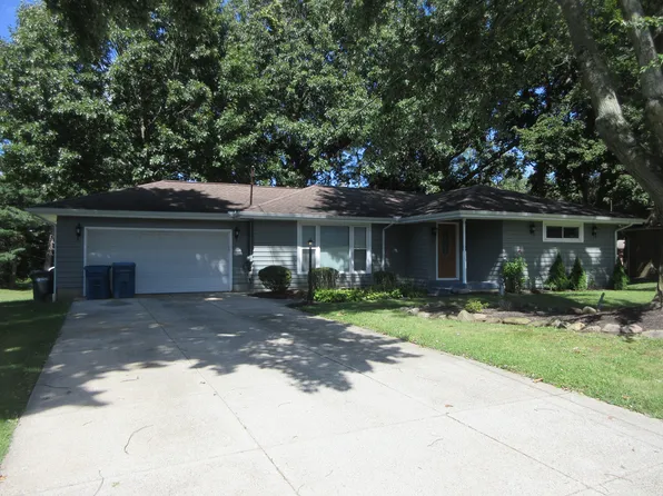 103 Moore Rd, Akron, OH 44319