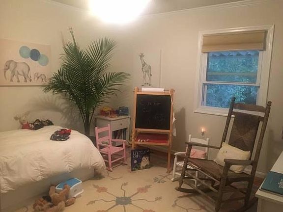 5th image of 1008 Woodland Ave