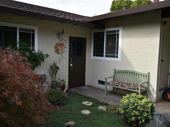 4th image of 5743 Clematis Dr #A