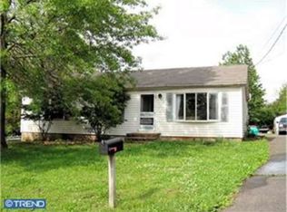 549 State St, East Greenville, PA 18041