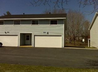 212 Shawnee Trl, Shakopee, MN 55379