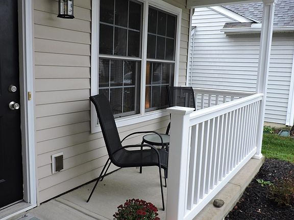 2nd image of 1396 Chickweed St #239