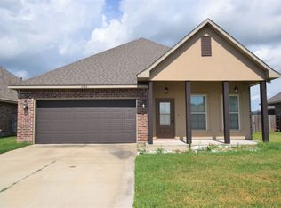 5768 Girard Dr, Iowa, LA 70647