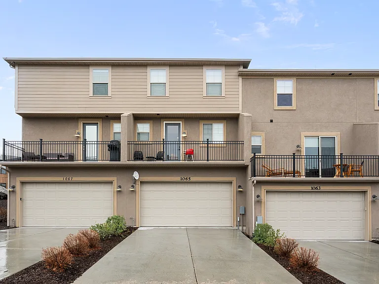 1065 W Wasatch Springs Rd — Photo 23