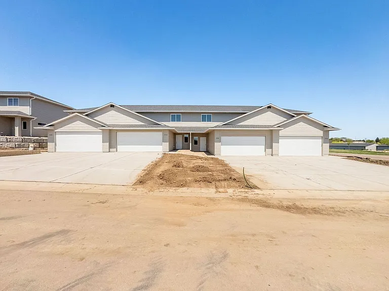 Sundance Ridge / High Noon Place — Photo 24