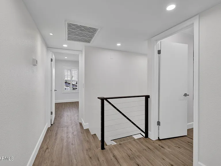 4760 W Wahalla Ln — Photo 17