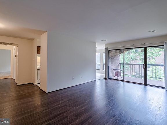 Bright & Spacious Living Space