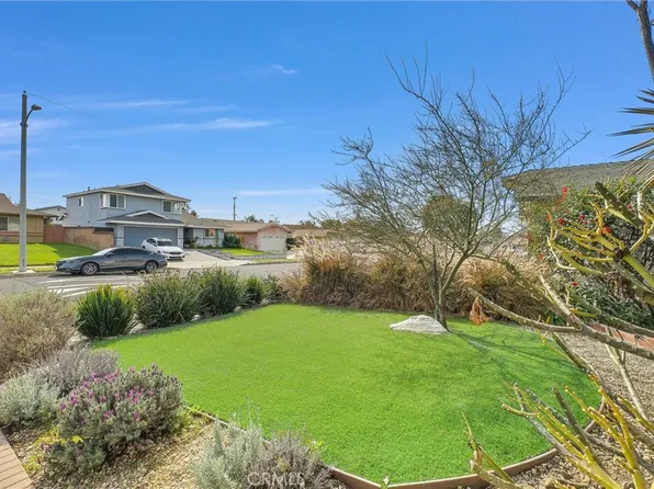 1879 E Cyrene Dr, Carson, CA 90746