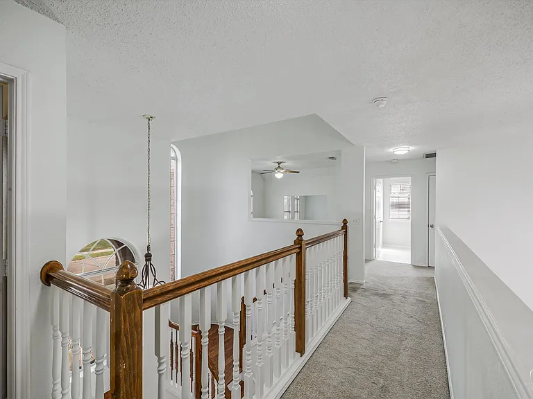 7611 Cordova Dr — Photo 18