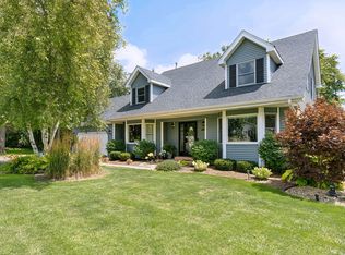 4210 Hilltop Ln, Johnsburg, IL 60051