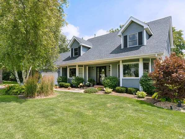 4210 Hilltop Ln, Johnsburg, IL 60051