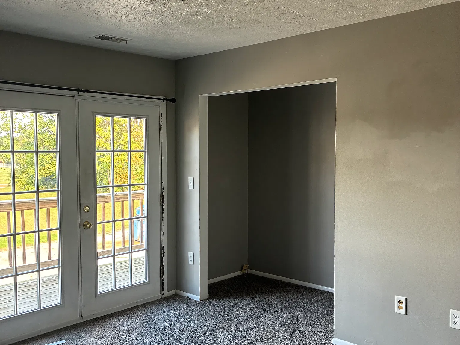 2 bed, 750 sqft, $1,000 — Photo 2