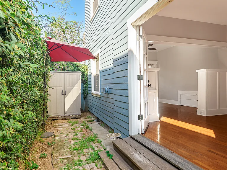 Side yard and access to dining room