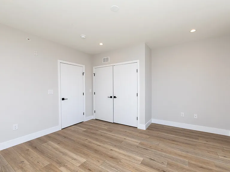 935 W Dauphin St #B — Photo 18