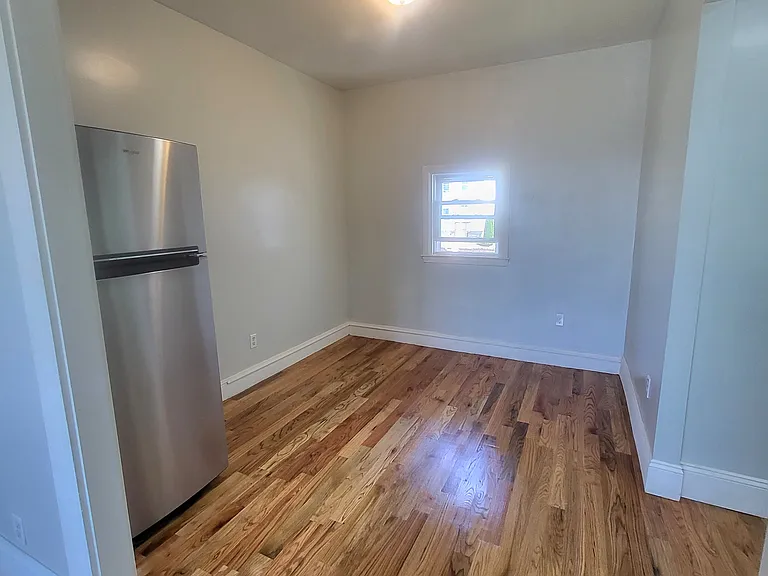 1289 S Main St #2W — Photo 10