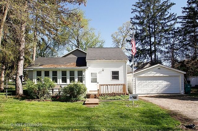 1st image of 703 Sheridan Dr