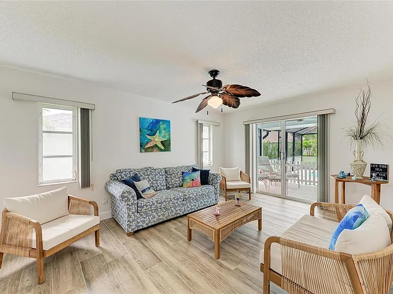 405 Bayside Ln — Photo 26