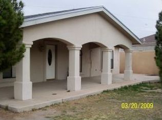 942 Sheryl Cir, Socorro, TX 79927